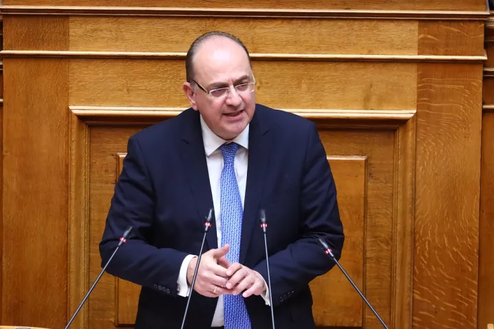 Μ. Λαζαρίδης κατά Κωνσταντοπούλου για καταγγελία εργαζόμενης: Και η υποκρισία έχει τα όρια της