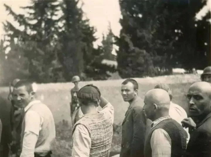 Λ. Μενδώνη: Αυθεντικές οι φωτογραφίες των 200 εκτελεσθέντων της Καισαριανής