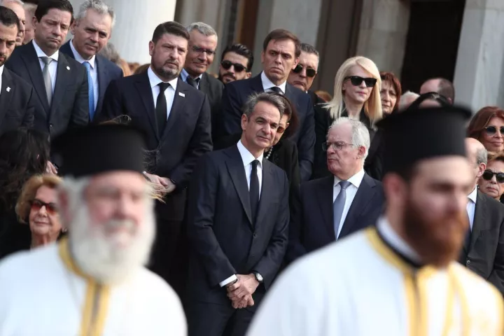 Κυρ. Μητσοτάκης στην κηδεία της Ε. Γλύκατζη-Αρβελέρ: Κατέστη συνοδοιπόρος της νεοελληνικής εξέλιξης τα τελευταία εκατό χρόνια