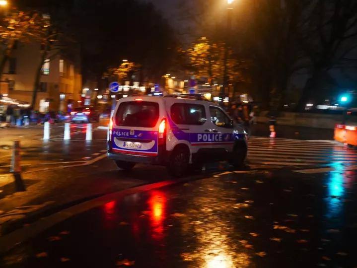 Συναγερμός στο Παρίσι: Εκκενώθηκαν κεντρικά κτήρια, απειλές για εκρηκτικούς μηχανισμούς