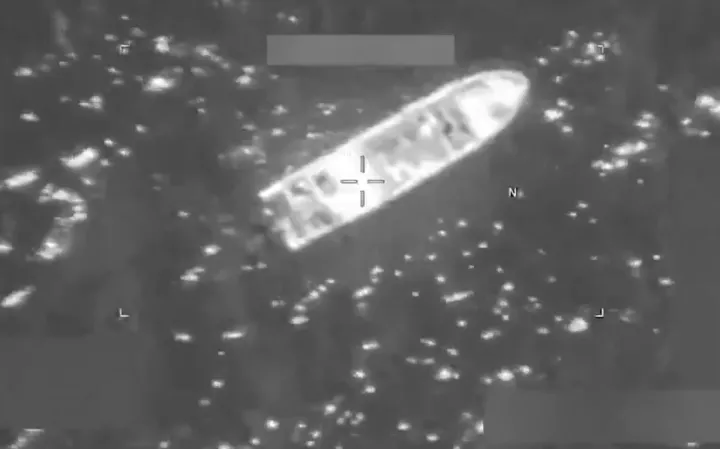 Οι ΗΠΑ έπληξαν ταχύπλοο που φέρεται να διακινούσε ναρκωτικά στον Ειρηνικό: Τρεις νεκροί