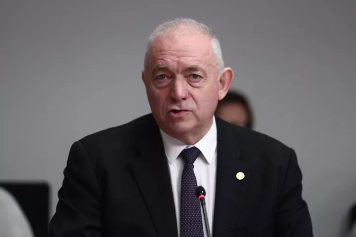 Ευθ. Λέκκας: Κατολισθήσεις και άνοδος της στάθμης της θάλασσας στη Δ. Ελλάδα οφείλονται στις βροχοπτώσεις