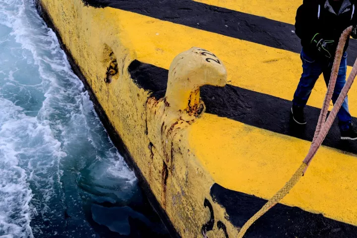 Σε εξέλιξη η έξοδος των εκδρομέων από τα λιμάνια της Αττικής - Στον Πειραιά η μεγαλύτερη κινητικότητα