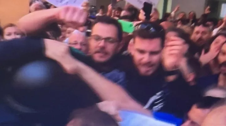 Αδ. Γεωργιάδης: Δείτε τη γροθιά του γιατρού - Θα ξαναπάω στη Νίκαια και όποιος με εμποδίσει θα υποστεί τις συνέπειες