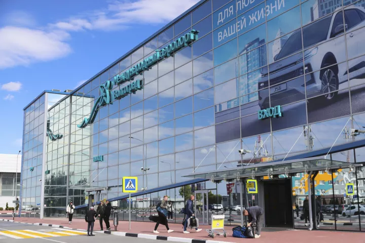 Ρωσία: Περιορισμός πτήσεων σε τέσσερα αεροδρόμια της Μόσχας λόγω επίθεσης με drones