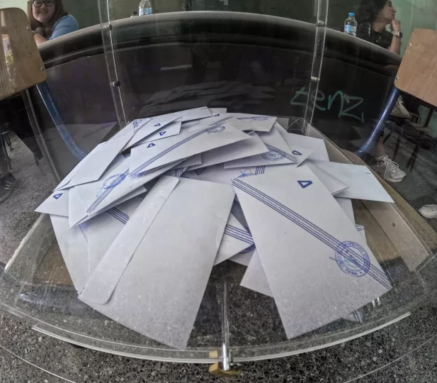 Δημοσκόπηση Marc: Σταθερά πάνω από το 30% η ΝΔ - Ενισχύεται ο Κυρ. Μητσοτάκης, κατακρημνίζεται η Καρυστιανού