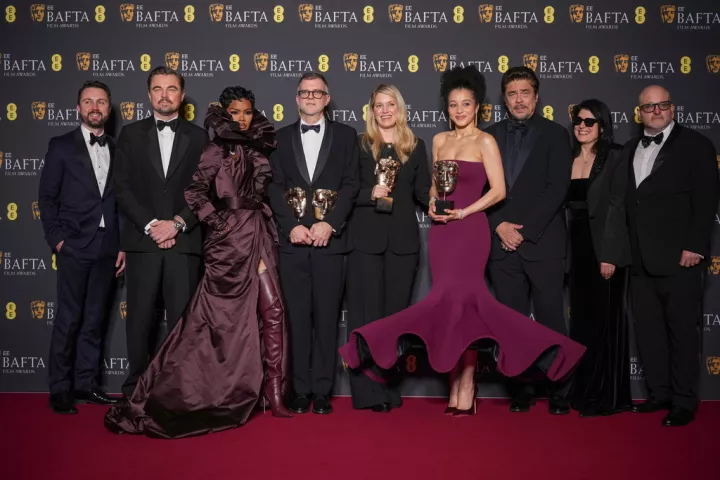 Τα βραβεία BAFTA καλύτερης ταινίας και σκηνοθεσίας απέσπασε η «Μία μάχη μετά την άλλη»