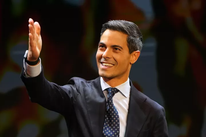 Ολλανδία: Ορκίσθηκε η νέα κυβέρνηση υπό τον κεντρώο Ρομπ Γέτεν