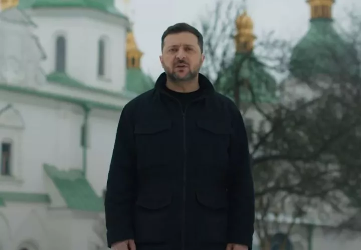 Ο Ζελένσκι δείχνει για πρώτη φορά το καταφύγιο του Προεδρικού Μεγάρου: Εδώ άκουσα το «Βολοντίμιρ, υπάρχει απειλή» (vid)