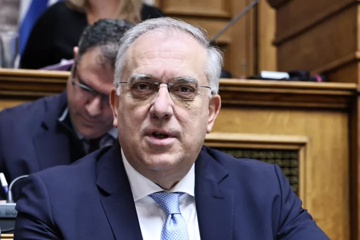 Τ. Θεοδωρικάκος: Έγκριση 400 εκατ. ευρώ από την ΕΕ για τη βαριά βιομηχανία και αυτάρκεια στην παραγωγή χαρτιού