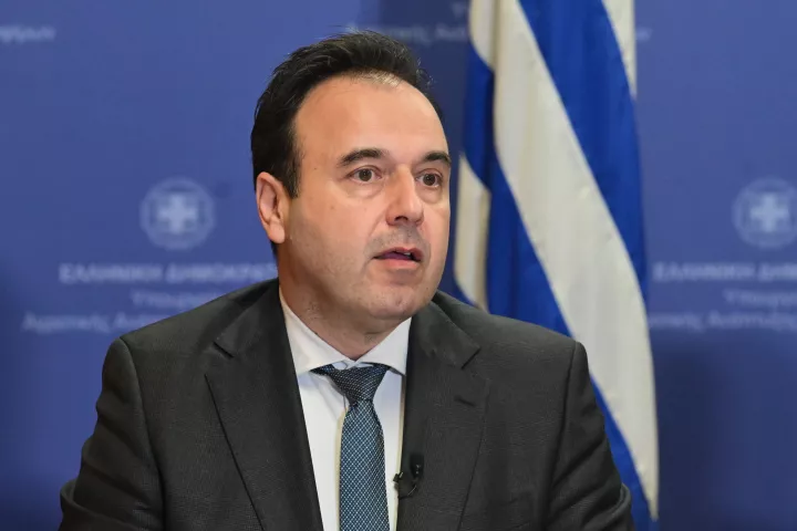 Δ. Παπαστεργίου: Το επόμενο διάστημα θα γίνουν ανακοινώσεις για τα social media στους ανήλικους 