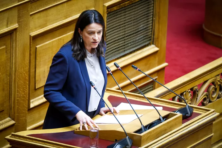 Ν. Κεραμέως: Στα 950 ευρώ ο κατώτατος μισθός έως το 2027 - Επιτάχυνση απονομής συντάξεων