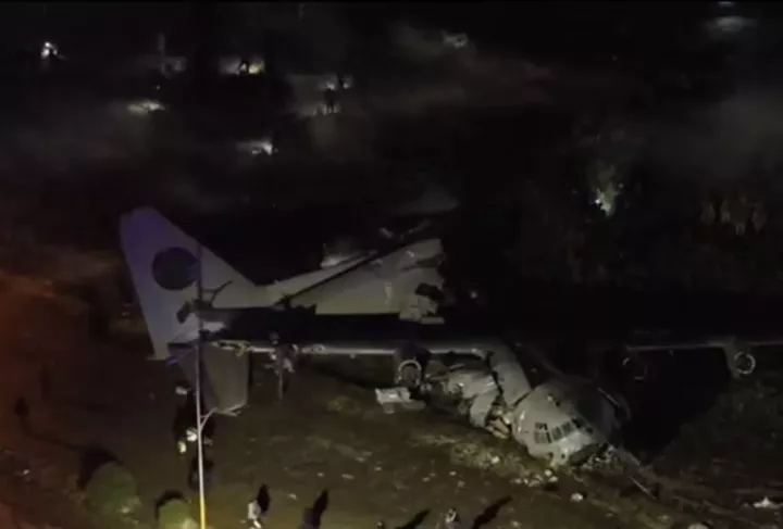 Βολιβία: Συνετρίβη στρατιωτικό αεροσκάφος - Στους 20 οι νεκροί (vid)