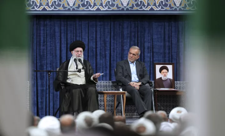  Χαμενεΐ και Πεζεσκιάν ήταν μεταξύ των στόχων των πληγμάτων, σύμφωνα με ισραηλινά ΜΜΕ