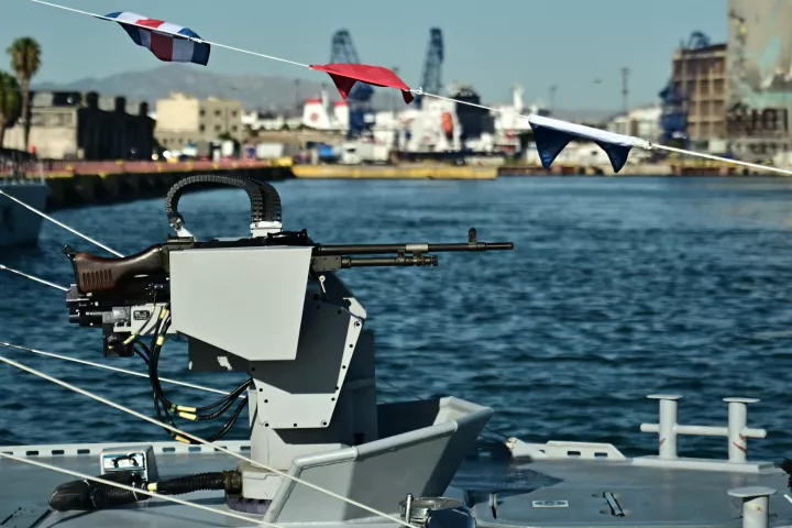 Σε συνεχή επικοινωνία με τα ελληνικά πλοία στον Περσικό Κόλπο το υπ. Ναυτιλίας