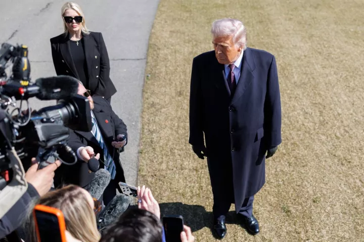 Τραμπ: Μερικοί Αμερικανοί μπορεί να σκοτωθούν κατά τα αμερικανικά πλήγματα στο Ιράν