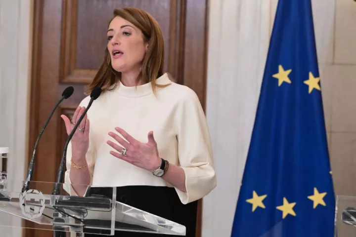 Μέτσολα για θάνατο Χαμενεϊ: Πρέπει να σηματοδοτήσει το τέλος της εποχής των δικτατόρων στο Ιράν