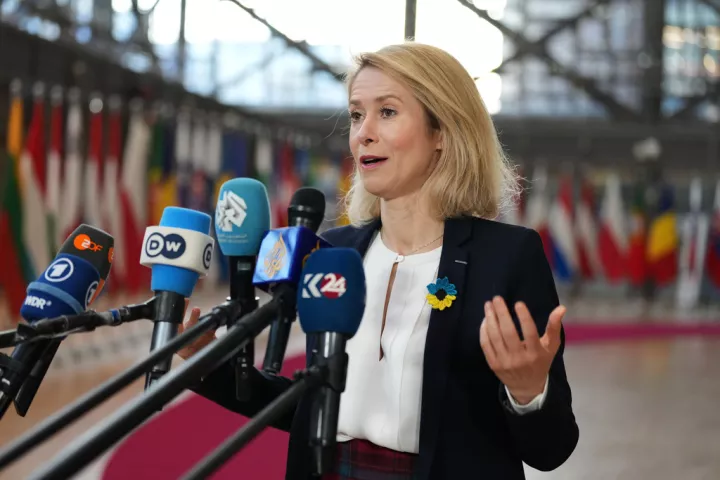 Κάλας: Τώρα υπάρχει ένας ανοιχτός δρόμος προς ένα διαφορετικό Ιράν