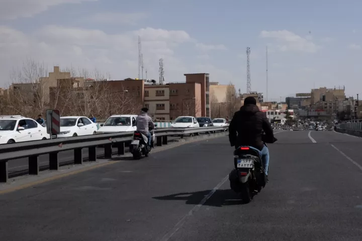 Ιράν: Περίπου 500 Ρώσοι θα εγκαταλείψουν τη χώρα μέσω Αζερμπαϊτζάν