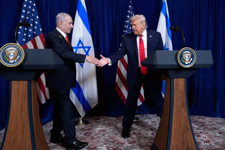 Τραμπ και Νετανιάχου σχεδίαζαν την επίθεση στο Ιράν από τον Δεκέμβριο 