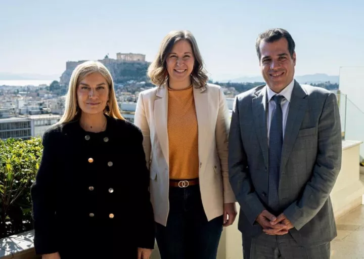 Κοινή δράση Ελλάδας - Αυστρίας για το Ευρωπαϊκό Σύμφωνο Μετανάστευσης - Έμφαση σε έλεγχο και ένταξη