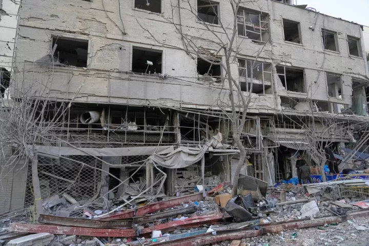 Ιράν: Ο αποκεφαλισμός της ηγεσίας και η αβεβαιότητα της επόμενης ημέρας