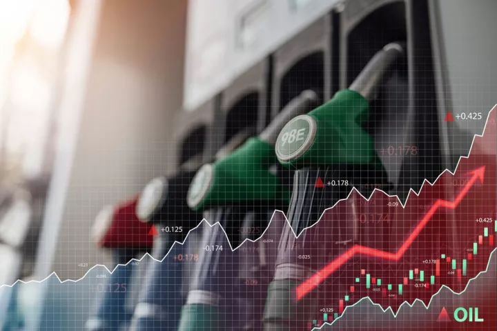 Σχέδιο άμυνας για πετρέλαιο στα $100 - Τα σενάρια του ΥΠΟΙΚ και τα όρια για νέο fuel pass