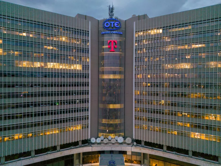 Η COSMOTE TELEKOM διευκολύνει την επικοινωνία των συνδρομητών της στη Μέση Ανατολή