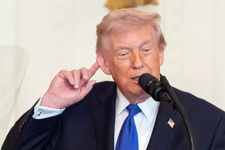 Τραμπ: Οι Ιρανοί θέλουν να διαπραγματευτούν, αλλά πλέον είναι «πολύ αργά»