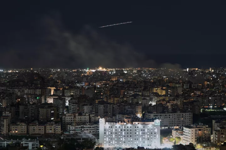 Πολωνία: Ο πόλεμος στη Μ. Ανατολή ενδέχεται να καθυστερήσει την αποστολή αμερικανικών όπλων στην Ουκρανία