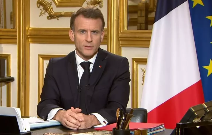 Διάγγελμα Μακρόν: Στέλνουμε επιπλέον εναέρια μέσα και άλλη μία φρεγάτα στην Κύπρο (vid)