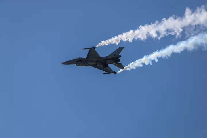 Συναγερμός στην Κύπρο για ύποπτο drone: Απογειώθηκαν τα ελληνικά F-16