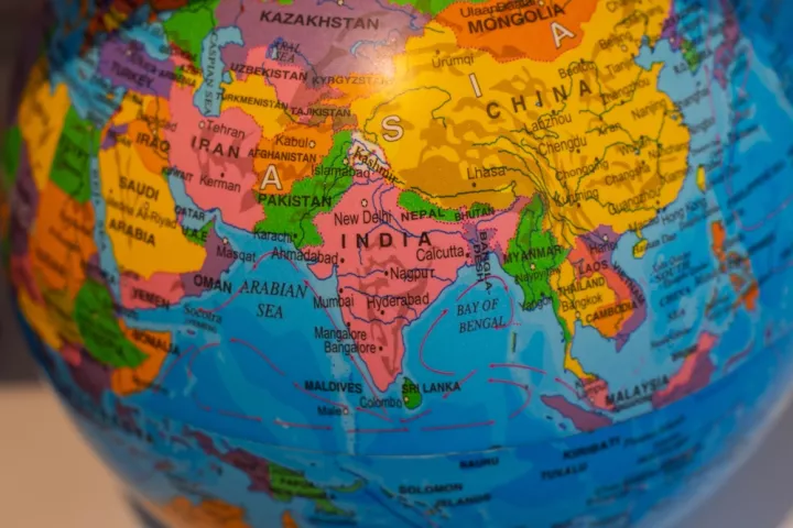 Η Κίνα στέλνει αντιπρόσωπο στη Μέση Ανατολή - Επικοινωνίες με Σ. Αραβία και Μέση Ανατολή 