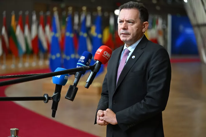 Πορτογαλία: Υπό όρους άδεια στις ΗΠΑ για χρήση αεροπορικής βάσης