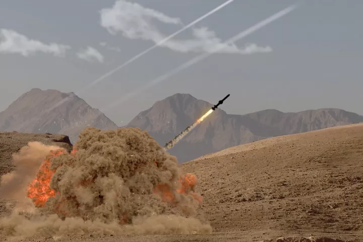 WSJ: Ο πύραυλος που αναχαιτίστηκε στην Τουρκία στόχευε τη βάση του Ιντσιρλίκ