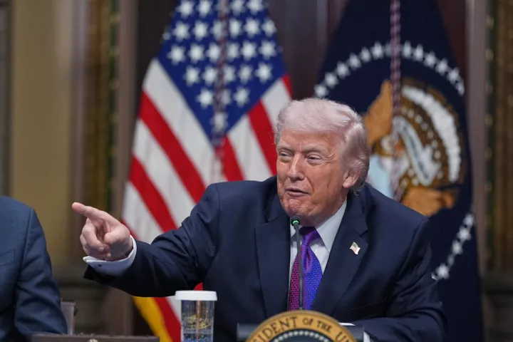 Τραμπ σε Axios: Θέλω να εμπλακώ προσωπικά στην επιλογή του επόμενου ηγέτη του Ιράν 