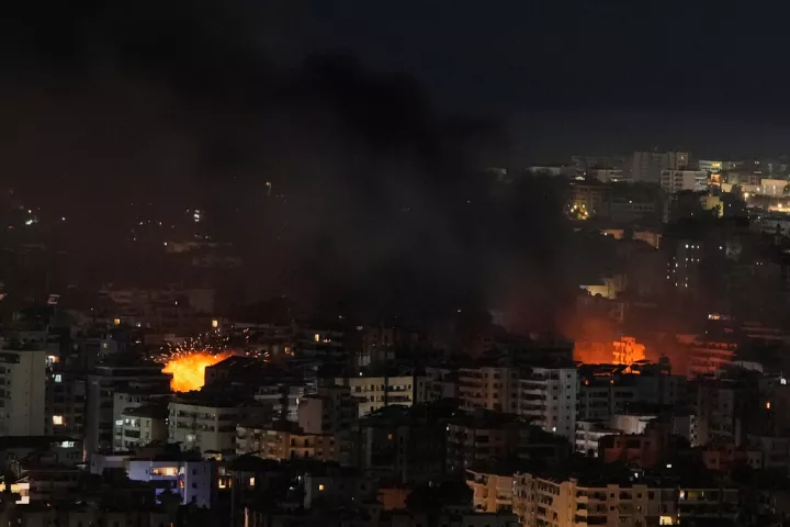 Το Ισραήλ βομβαρδίζει Βηρυτό και Τεχεράνη - Ιρανικοί πύραυλοι και drones σε Τελ Αβίβ, Αμπού Ντάμπι, Ντουμπάι, Μπαχρέιν, Κουβέιτ και Σ. Αραβία
