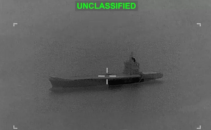 ΗΠΑ και Ισραήλ εντείνουν τα πλήγματα: Χτυπήθηκαν 30 ιρανικά πλοία και δεκάδες πυραυλικές βάσεις (vids)