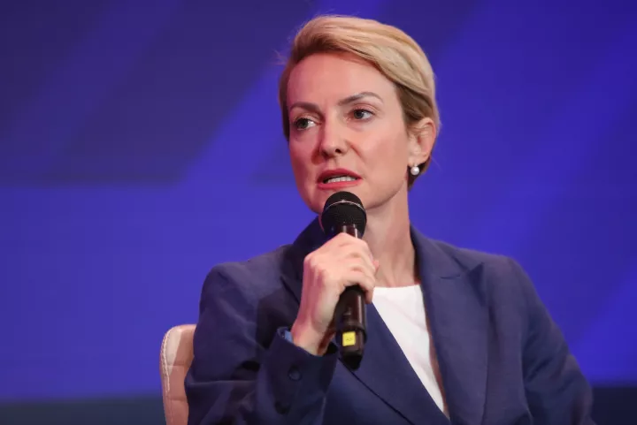 Αλ. Σδούκου: Η Ελλάδα έχει πλήρη ετοιμότητα σε άμυνα, διπλωματία και οικονομία