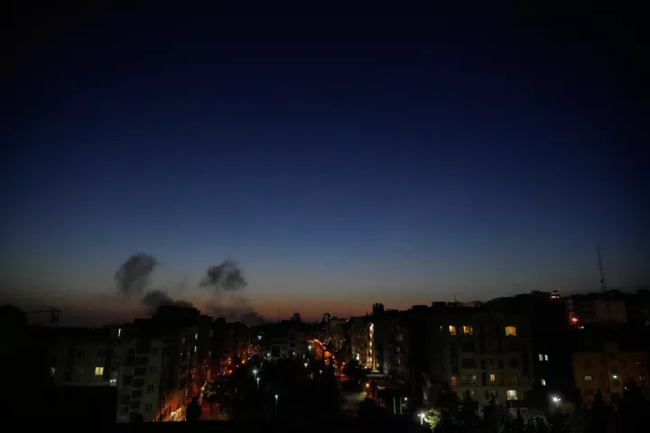 IDF: Ισραηλινά πλήγματα κατέστρεψαν πολλά ιρανικά F-14 στο Ισφαχάν