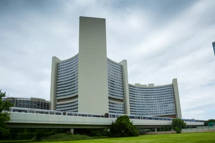 IEA: Συνεδριάζει εκτάκτως με αντικείμενο την αποδέσμευση στρατηγικών αποθεμάτων πετρελαίου