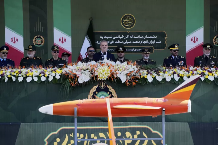 Απειλεί Ιρανός αξιωματούχος: Ετοιμαστείτε για 200 δολάρια το βαρέλι στο πετρέλαιο