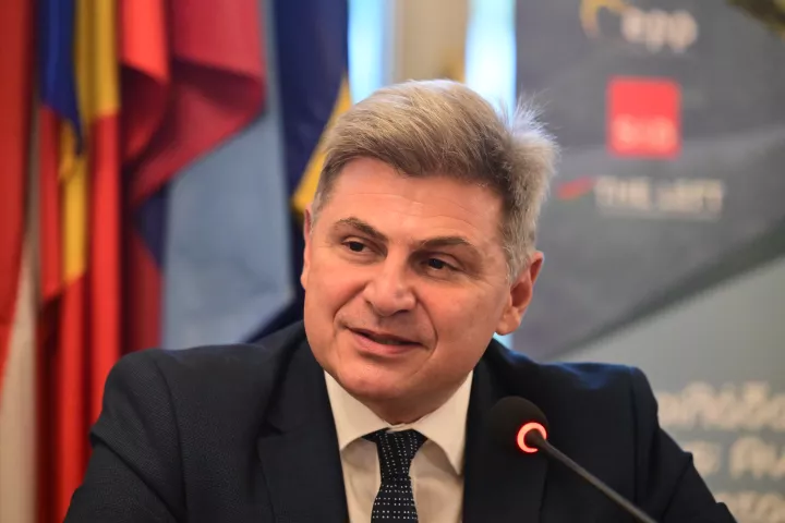 Ν. Φαραντούρης: Κατέθεσα κατεπείγουσα ερώτηση για τα τουρκικά F-16 στα Κατεχόμενα της Κύπρου 