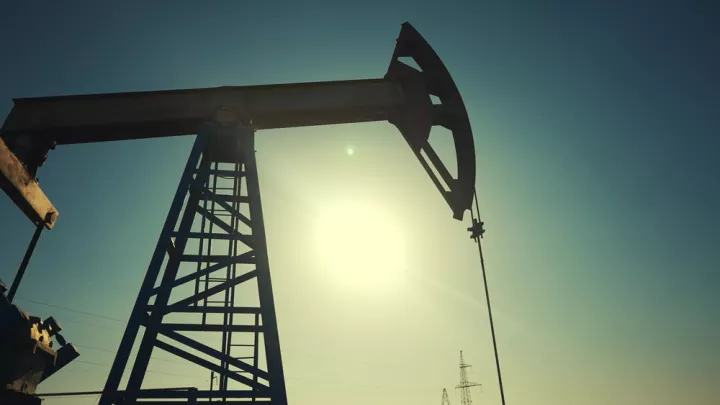 Ο Διεθνής Οργανισμός Ενέργειας εγκρίνει τη μεγαλύτερη αποδέσμευση αποθεμάτων πετρελαίου στην ιστορία του