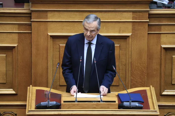 Σαμαράς στη Βουλή: Δεν υπάρχουν επαγγελματίες ανησυχούντες αλλά ερασιτέχνες εφησυχασμένοι