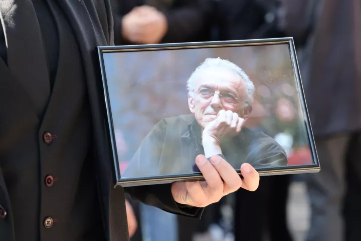 Το «τελευταίο αντίο» στον σκηνοθέτη Γιώργο Πανουσόπουλο