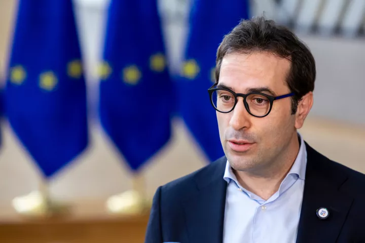 Ισπανία: Η κυβέρνηση εξετάζει μέτρα κατά της αύξησης των τιμών ηλεκτρικού ρεύματος και καυσίμων