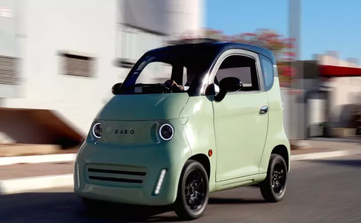 Το ηλιακό compact αυτοκίνητο φέρνει την επανάσταση στα ηλεκτρικά οχήματα της Τυνησίας