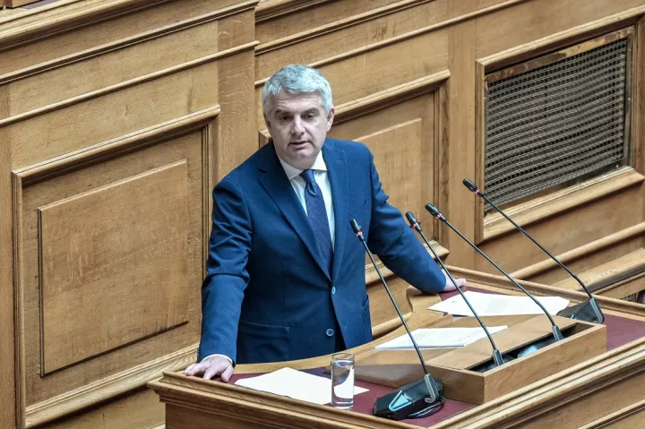 Τριγμοί στο ΠΑΣΟΚ μετά τη διαγραφή Κωνσταντινόπουλου - Αντιδρούν κορυφαία στελέχη