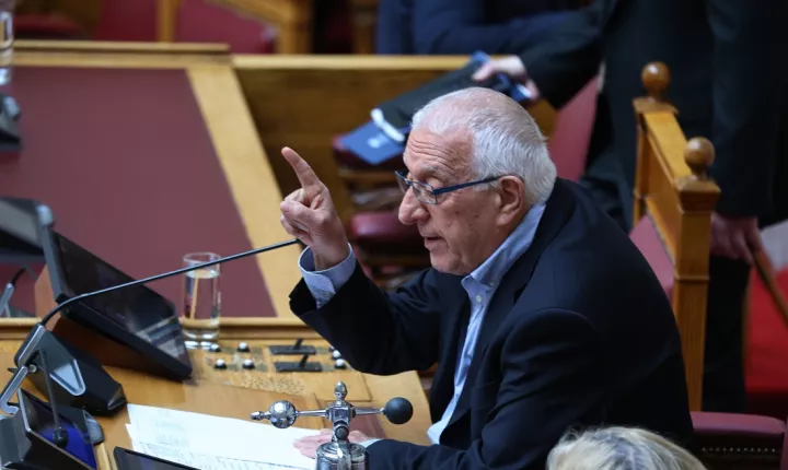 Ν. Κακλαμάνης: Στην Επιτροπή Δεοντολογίας τα πρακτικά συνεδρίασης της Βουλής για την Κωνσταντοπούλου